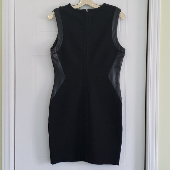 Sleeveless Little Black Dress - Picture 2 of 3